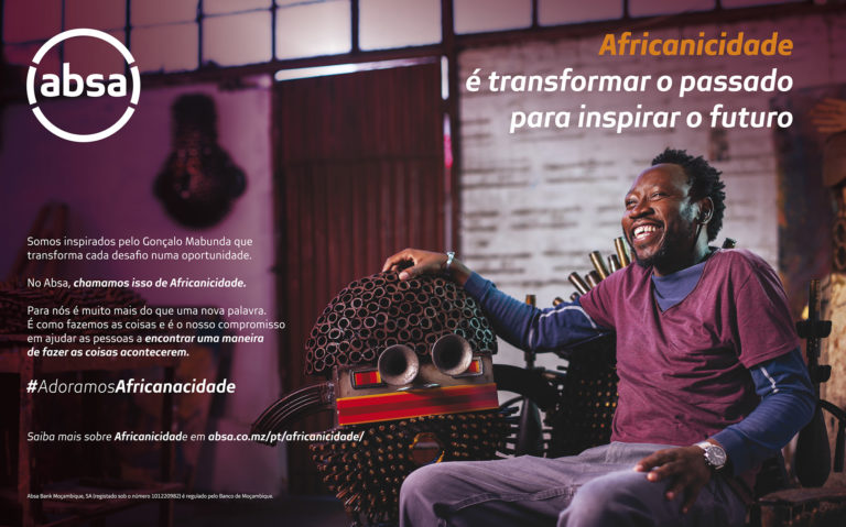 Anúncio do Banco ABSA para a campanha Africanicidade. Retrato do artista visual, Gonçalo Mabunda, pelo fotógrafo moçambicano, Joca Faria.